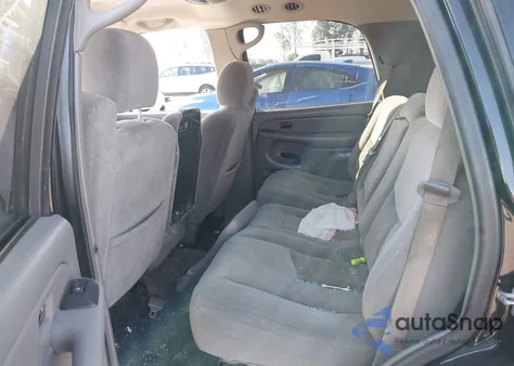 2004 Chevrolet Tahoe Ls z USA, uszkodzony, nr VIN 1GNEC13V34R285232